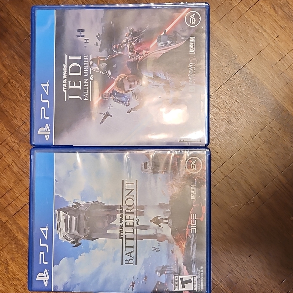 2 Star Wars ps4 games good condition no booklets